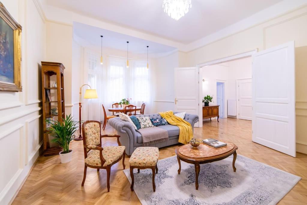 Kastely Apartment Eger